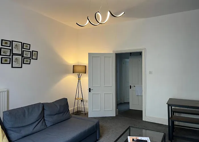 Cosy Meridian Place By Prescott Apartments